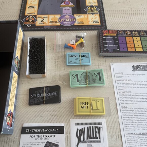 Vintage 1999 Spy Alley The Game of Suspense and Intrigue - Picture 4 of 13